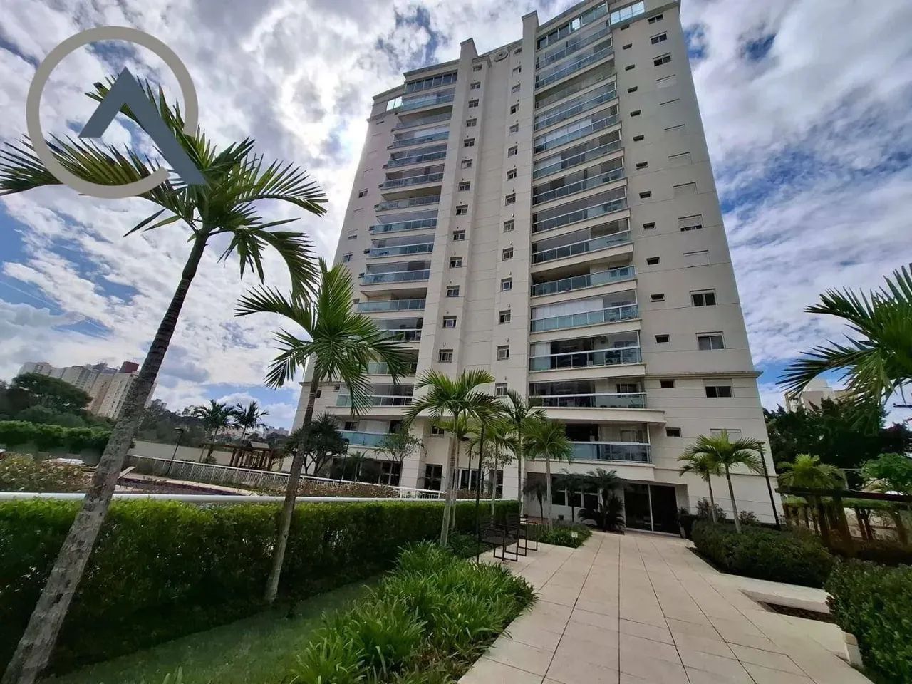 Apartamento com 3 dormitórios para alugar, 100 m² por R$ 8.014,00/mês - Mansões Santo Antô