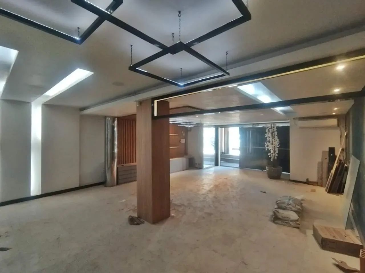 Loja para alugar no Barreiro!