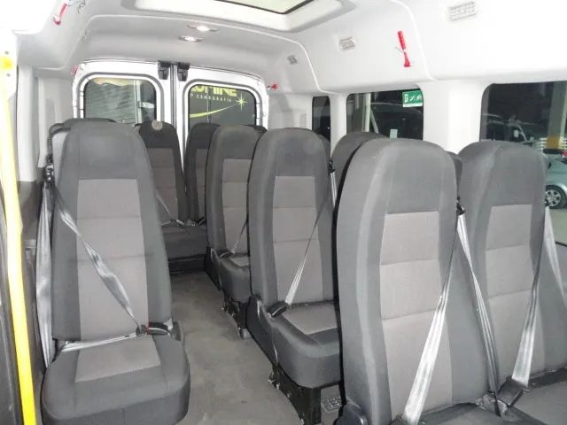 Van Ford Transit TB Ano 23/23 - 15 Lugares Único Dono R$ 218.000.00 Cada.   - Foto 10