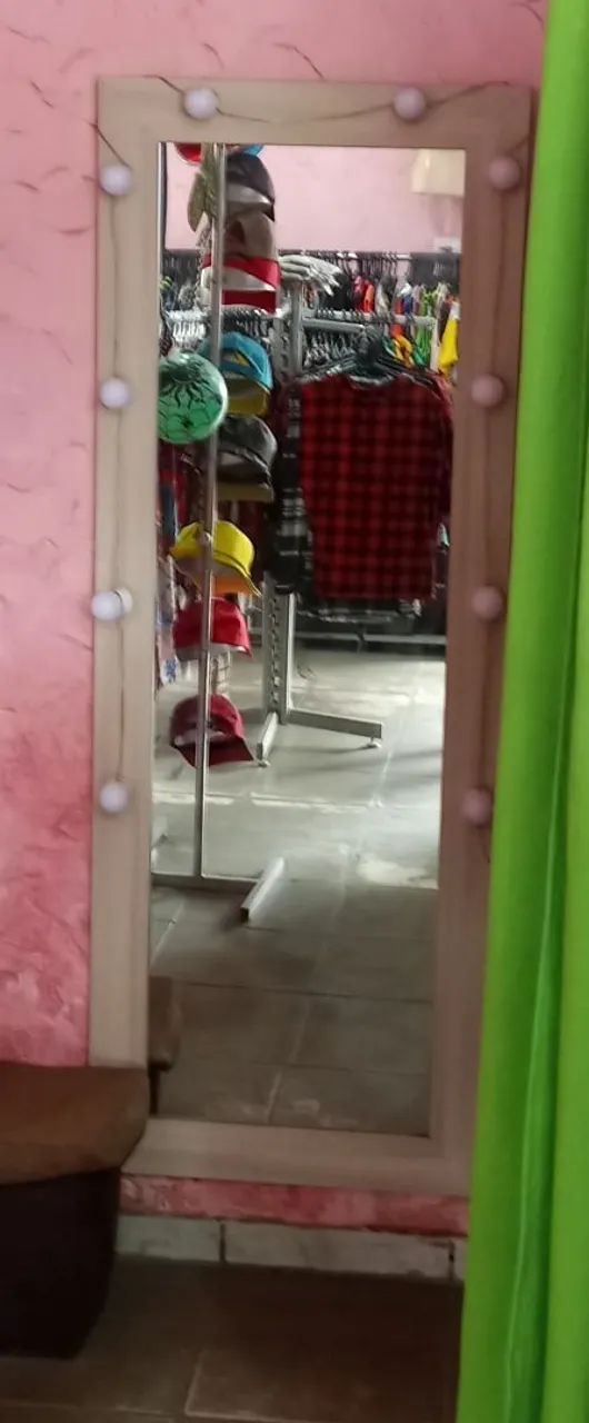 Espelho Decorativo com Luzes