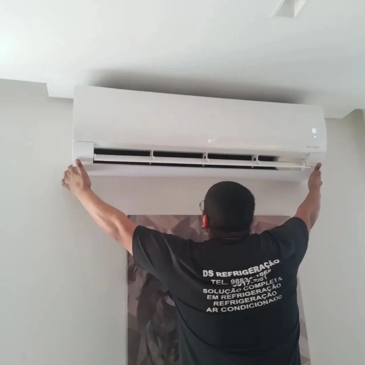 Instalação ou limpeza de ar condicionado 