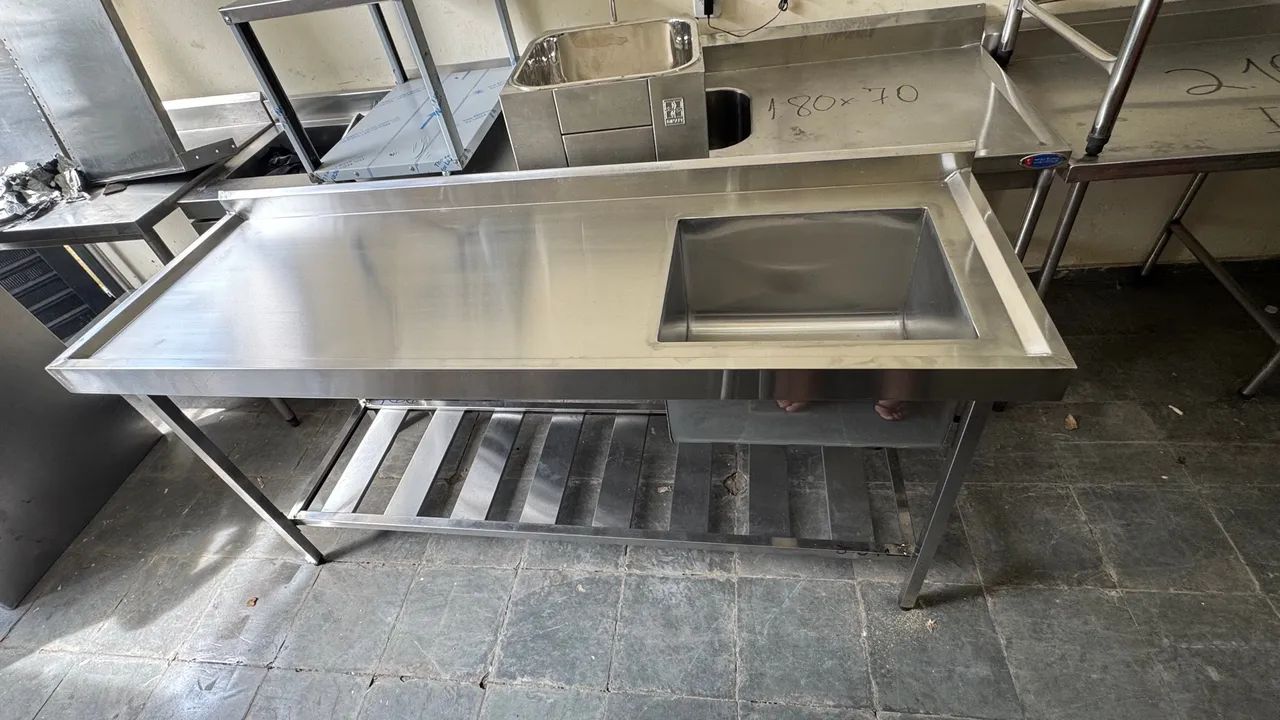 Pia industrial de inox 1,80 x 0,60 - Foto 4