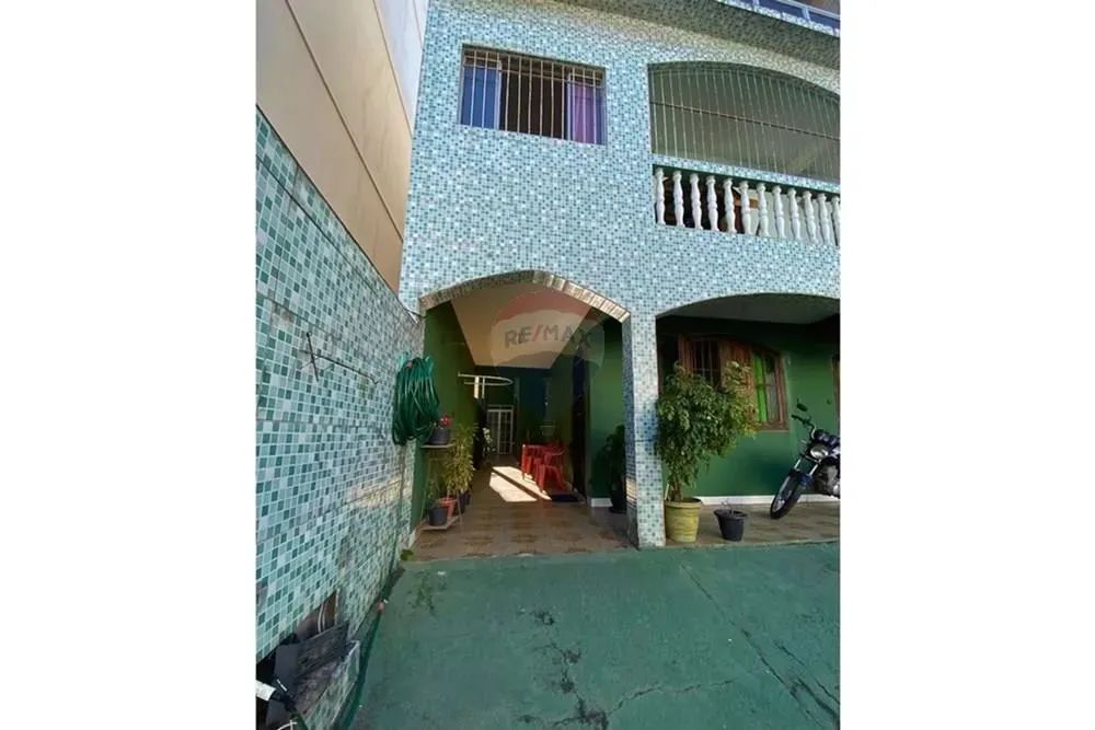 Casa Multifamiliar de 3 Andares com Entradas Independentes em Santa Monica  Vila Velha - Foto 3