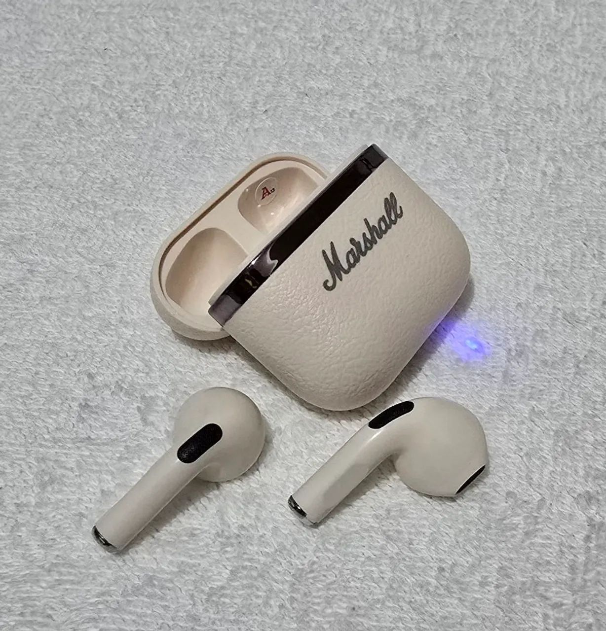 Fone de ouvido Bluetooth da Marshall  - Foto 2