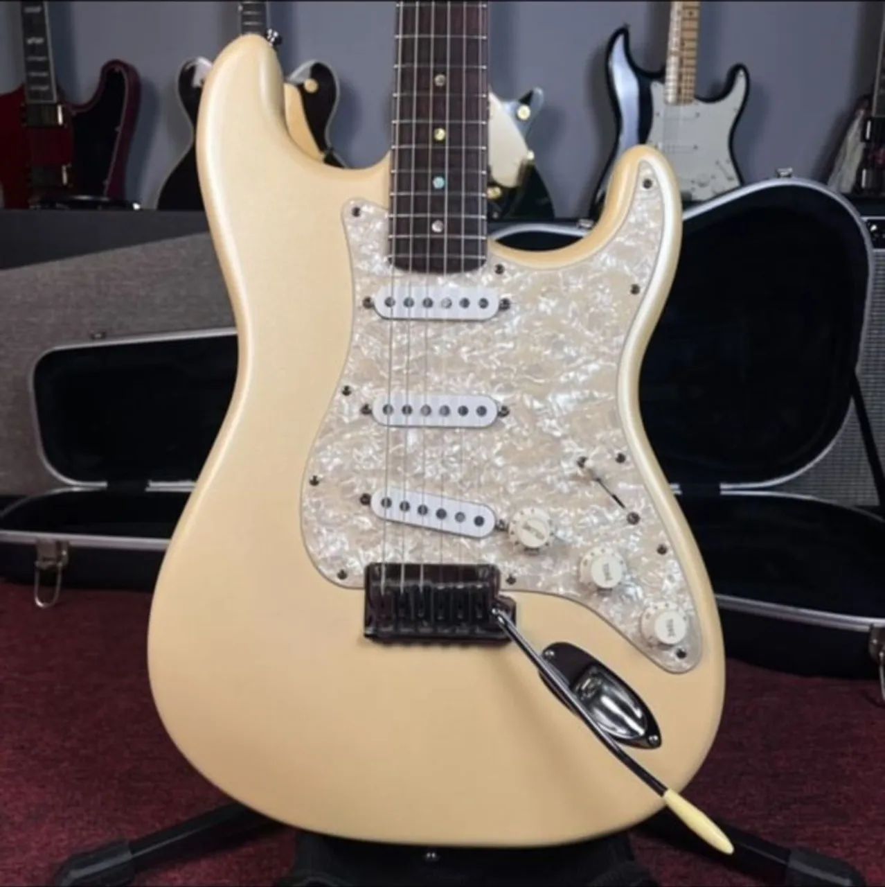 Guitarra Fender American Deluxe - Foto 5