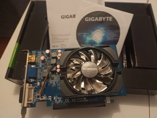 Placa de Vídeo Geforce GT 420 2gb DDR3 128 bits