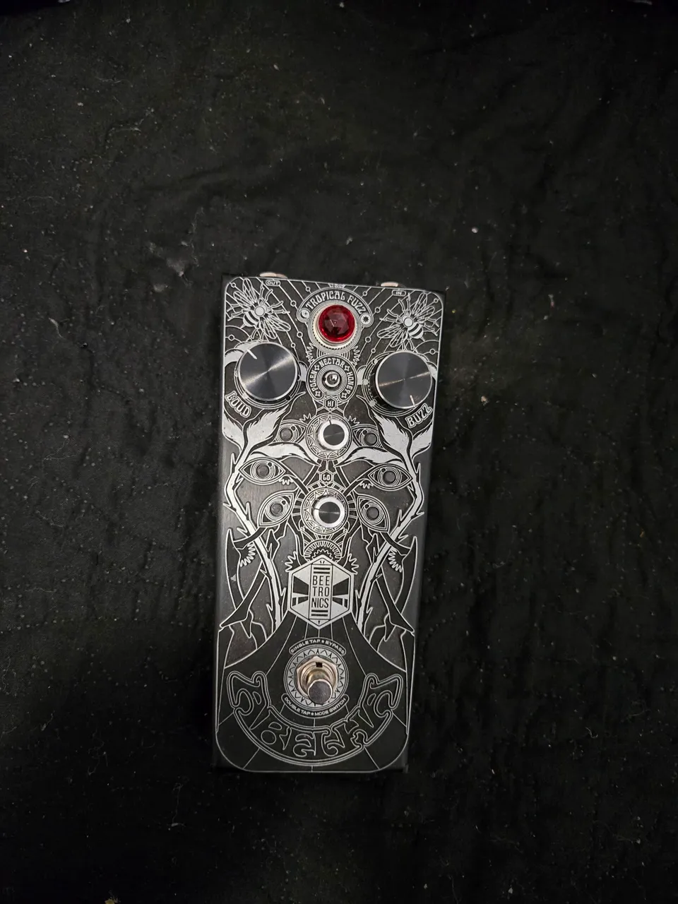 Pedal de Fuzz Beetronics Tropics - Beetronics