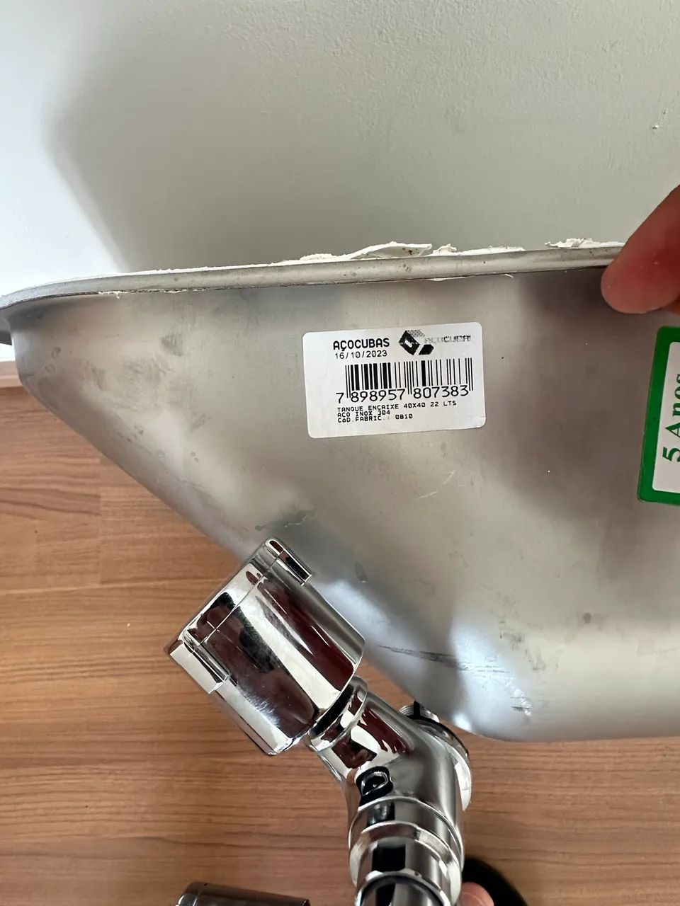 Bancada cozinha granito Itabira com cuba + tanque + cantoneiras e parafusos + torneira - Foto 2