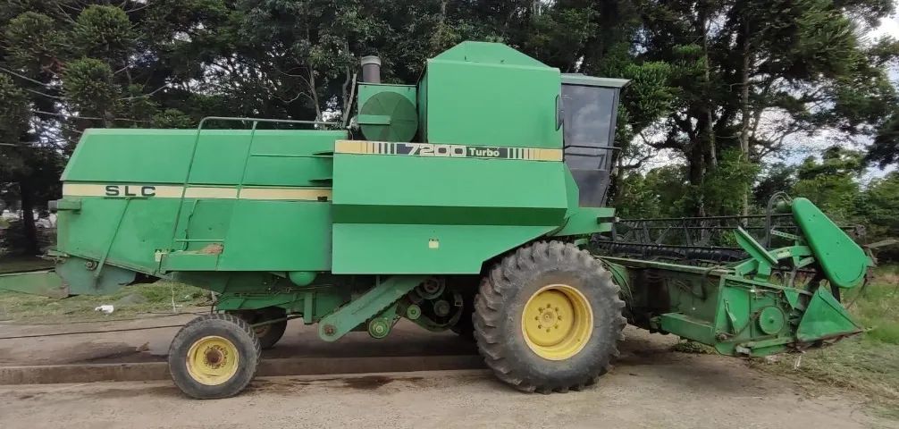 Colheitadeira John Deere - SLC 7200. Fabricação 1998 - Foto 4