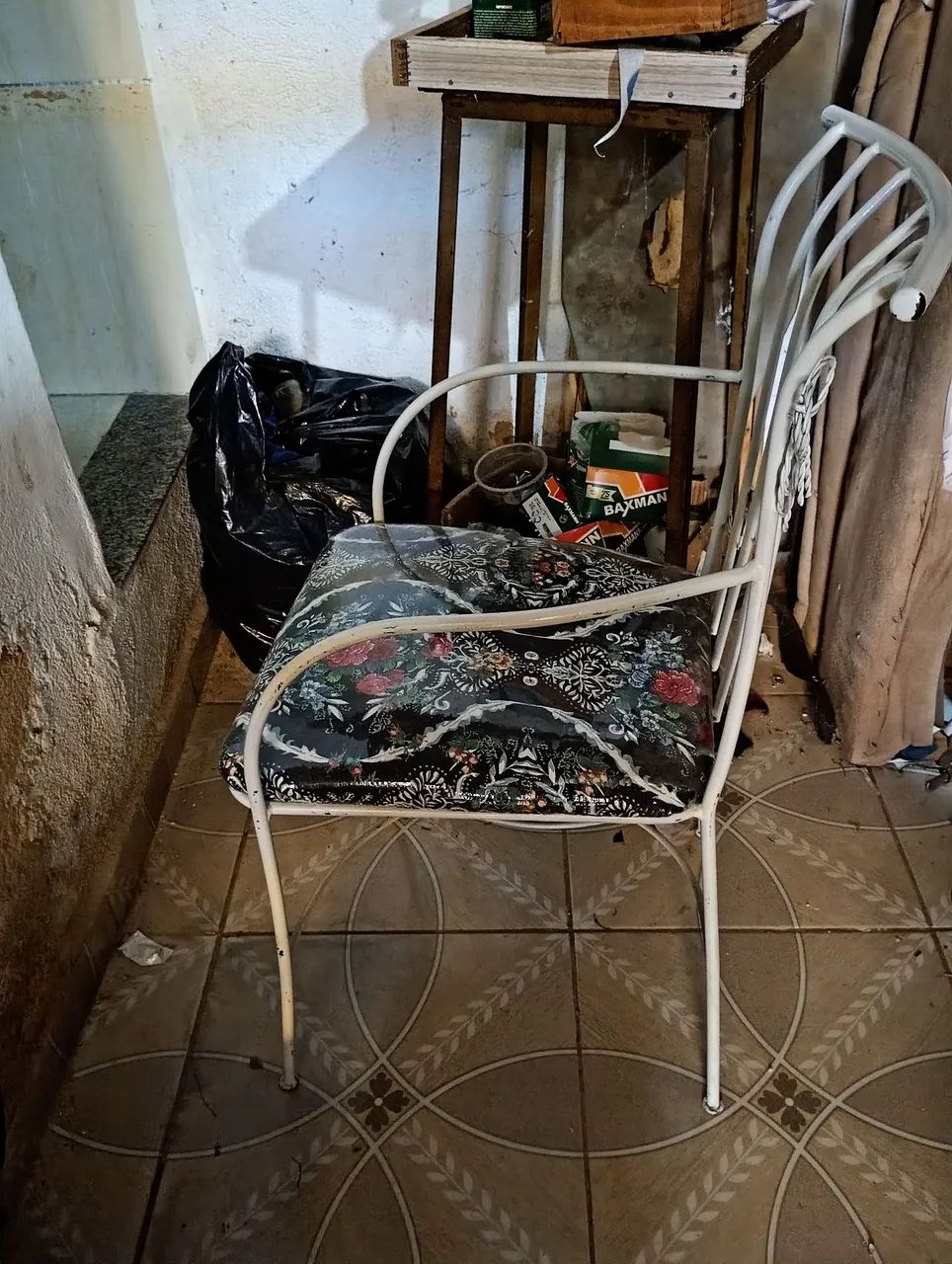 Cadeira de ferro batido - Foto 2
