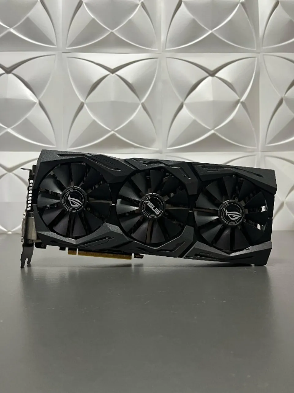 Placa de vídeo Nvidia Asus Rog Strix GTX 1060 6GB - Loja Física Thunder - 21x/Garantia