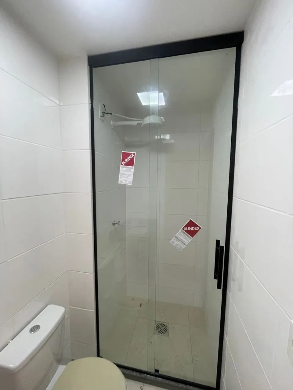 Vitrines de Vidro para Loja, e box para seu banheiro?  - Foto 4