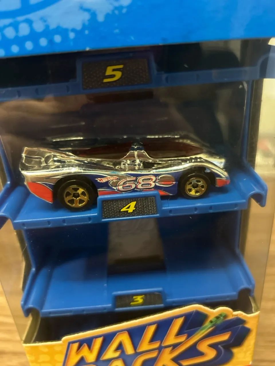 Hot Wheels Wall Tracks Display Rack Antigo - Foto 5
