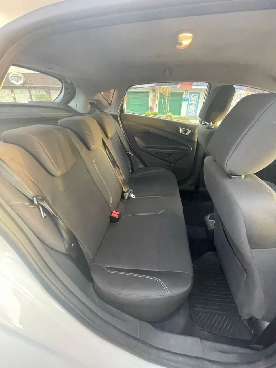 Ford fiesta 1.6 SE - Foto 5