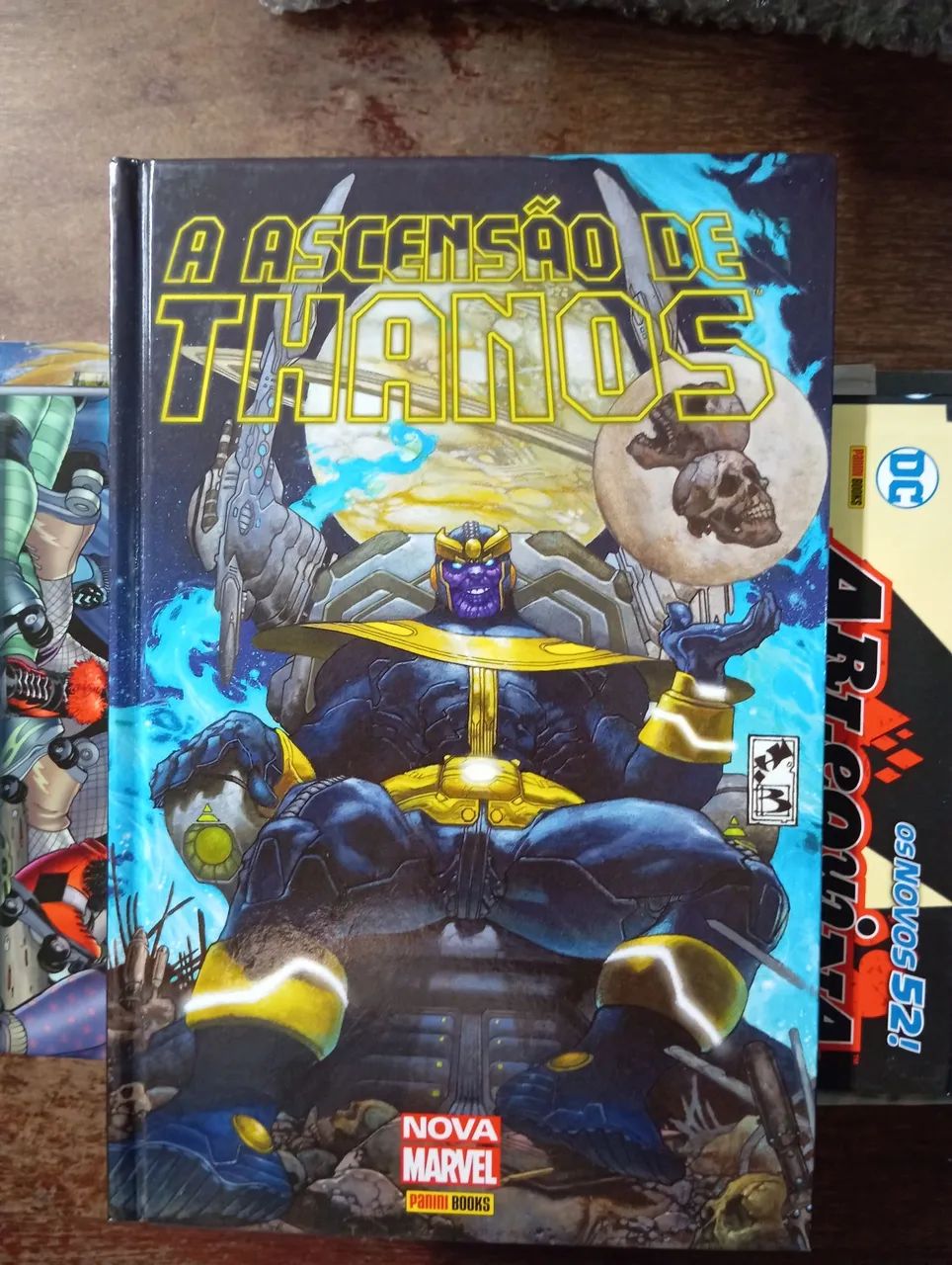 A Ascensão de Thanos - HQ Nova Marvel
