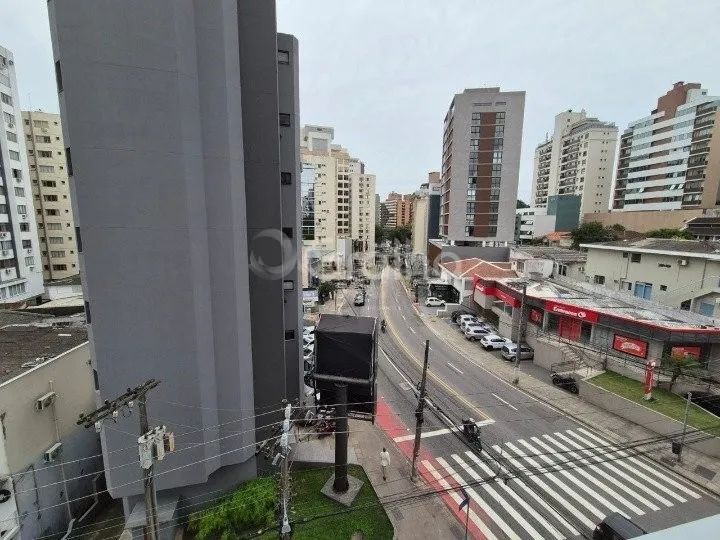 Apartamento para Venda em Florianópolis, Centro, 2 dormitórios, 1 suíte, 2 banheiros, 1 va