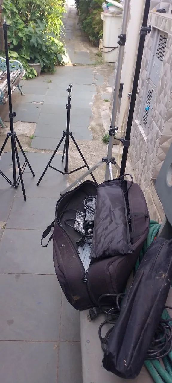 4 Tripés e equipamentos para fotografia  - Foto 3