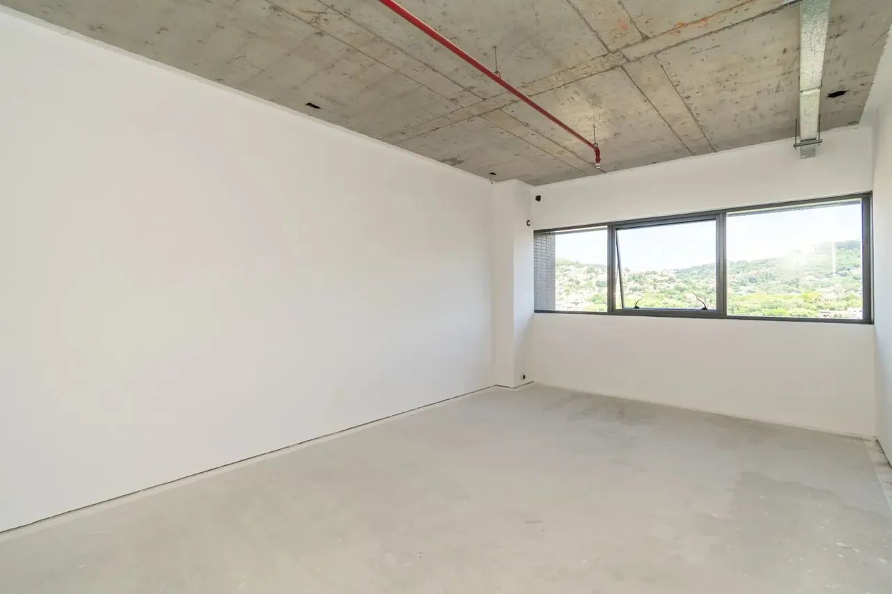 Sala no bairro TERESOPOLIS (Ref: 5094)