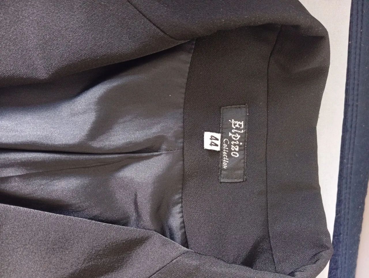Conjunto de blazer e saia social excelente estado  - Foto 4