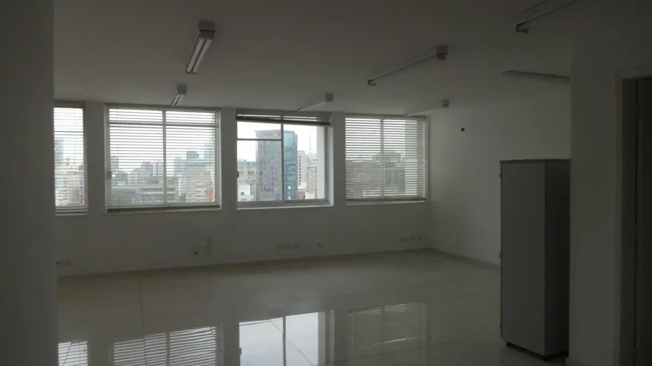Sala comercial à venda nos Jardins