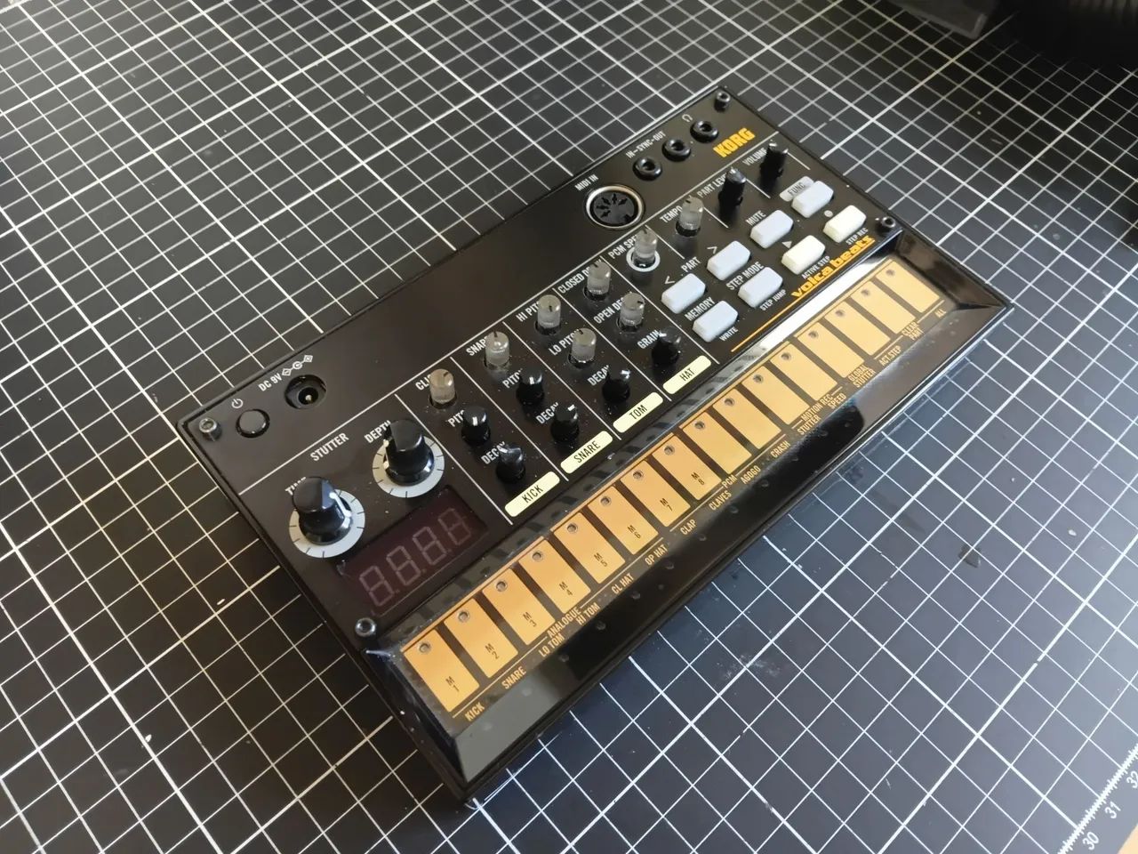 Drum Machine - Korg Volca Beats