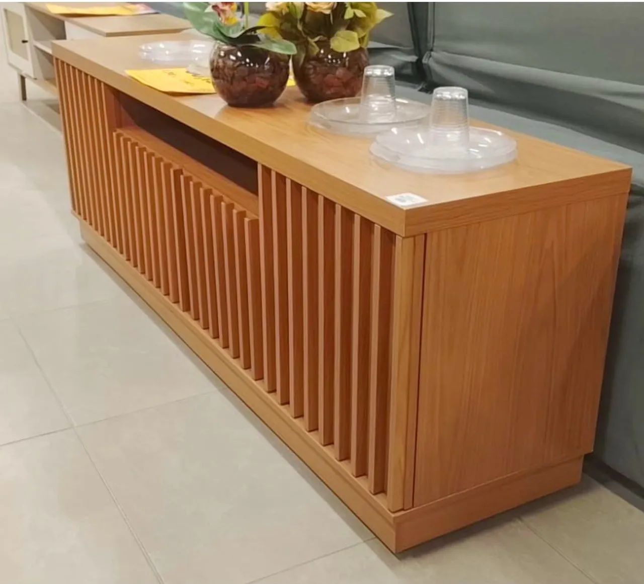 RACK MODERNO PARA  SALA 
