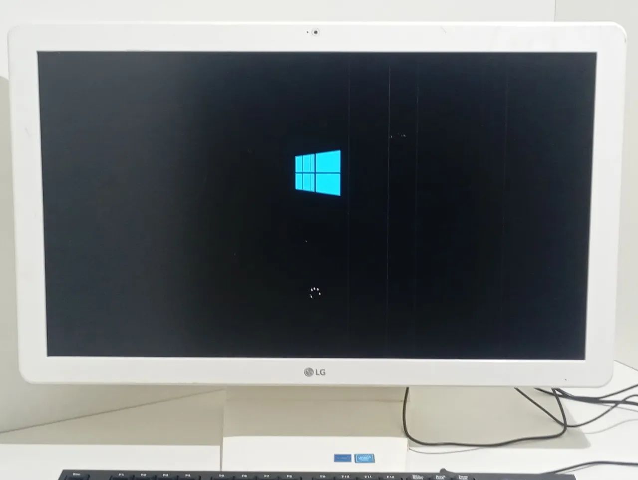 Computador ALL In One LG 22V240, Tela 22 Polegadas, 4 GB Ram DD3, HD 500 GB, Windows10 - Foto 2