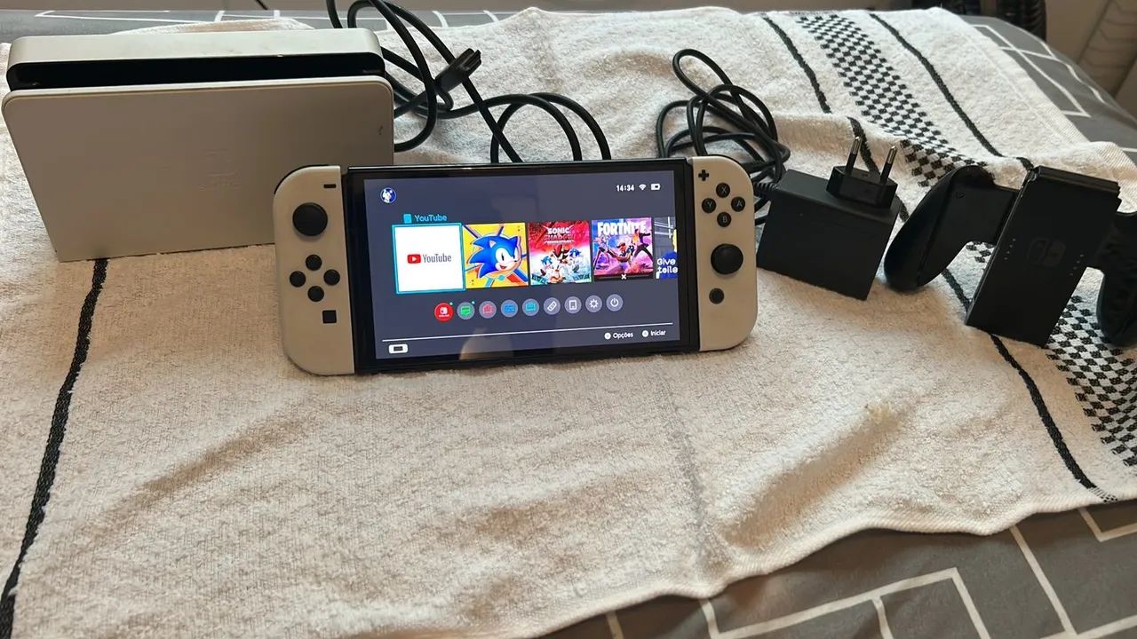 Nintendo Switch OLED