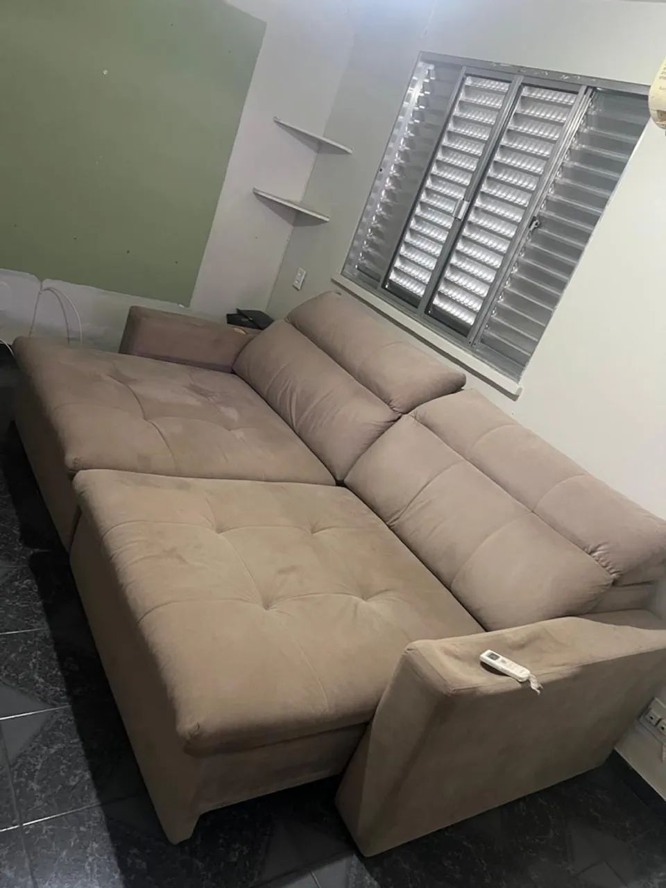 Sofá retrátil 