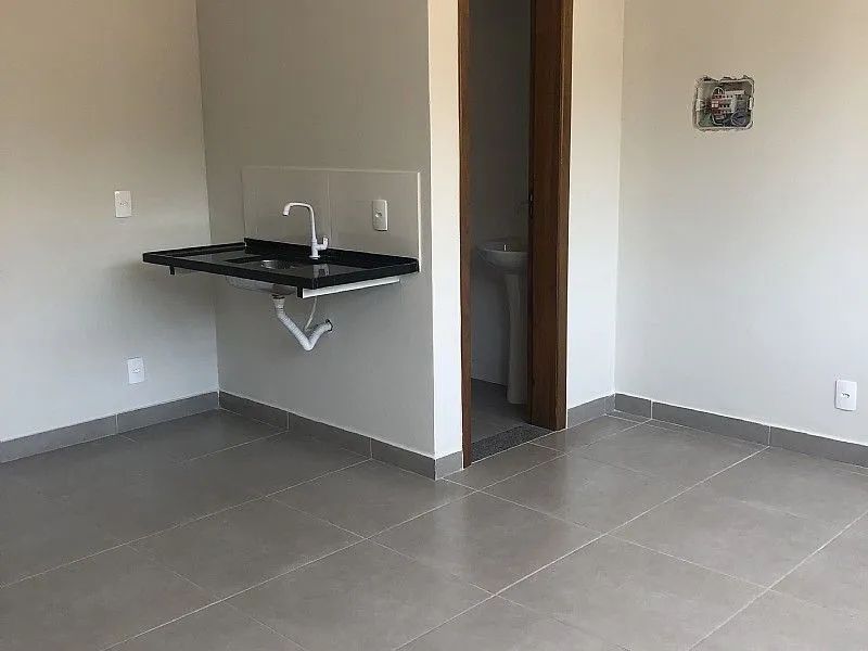 Sala comercial de 20m2, proximo a todo tipo de comercio, Bairro Paulo VI - Foto 4