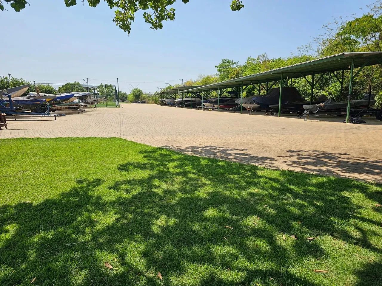 Lote no condomínio Caribe CONDOMINIO DE ALTO PADRÃO - Foto 13