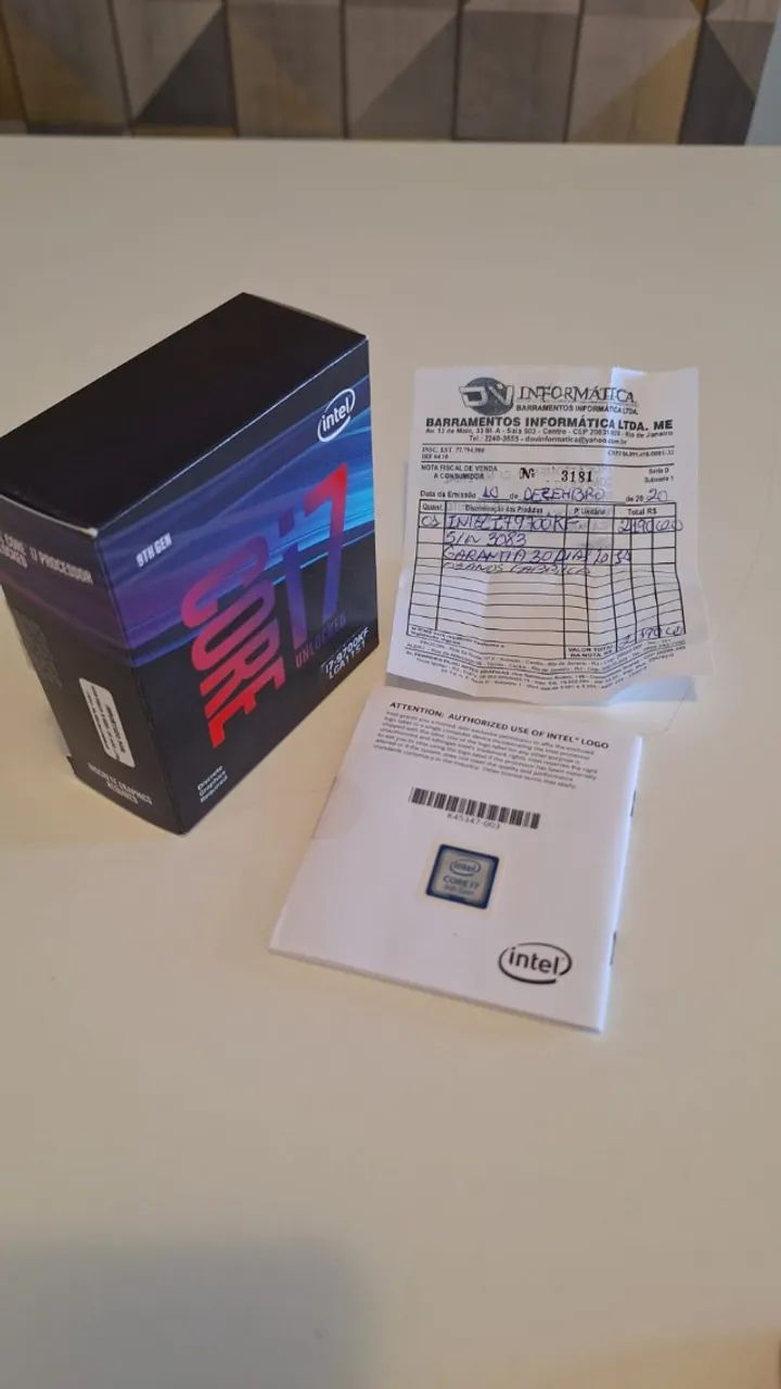 Proc Intel Core i7 9700kf com caixa, manual + nota fiscal - Foto 2