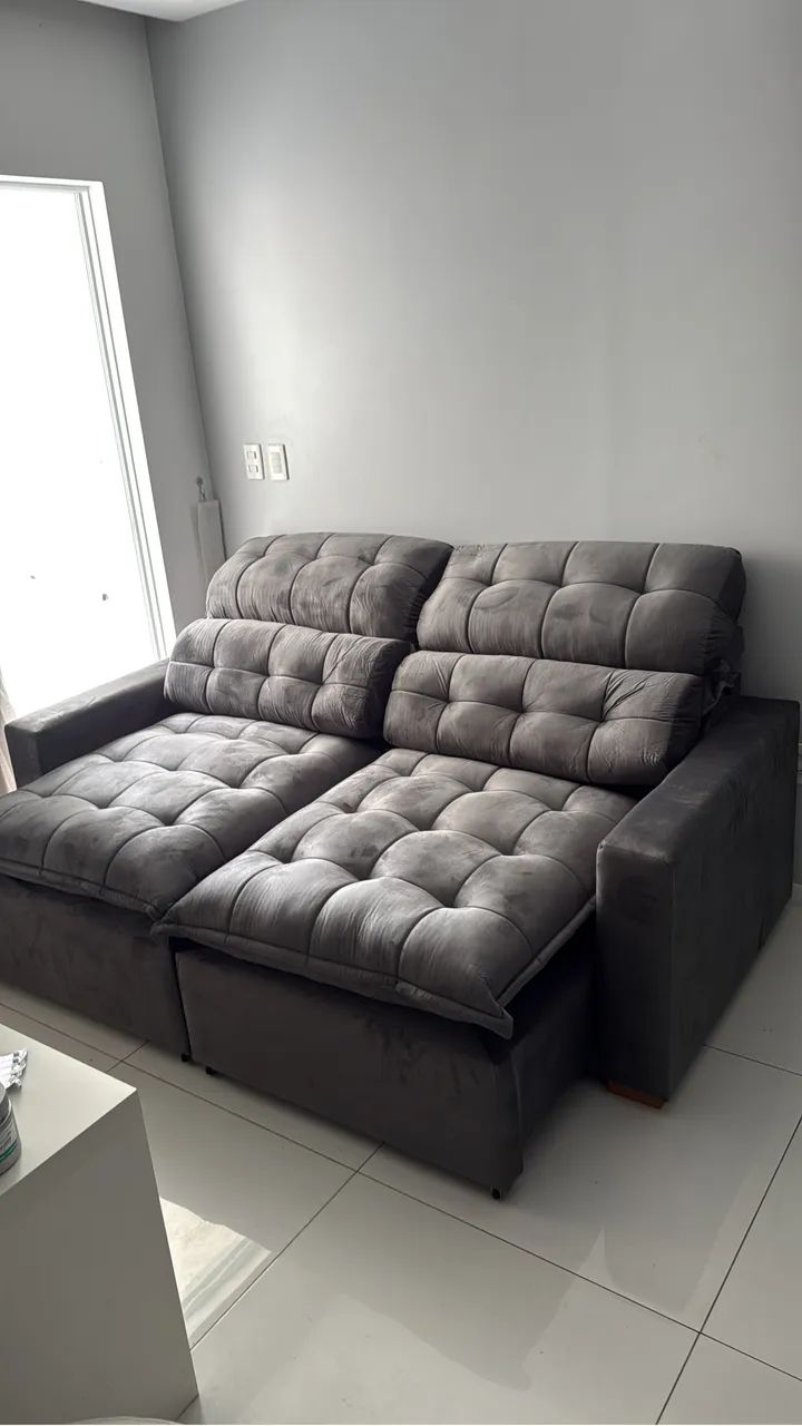 Sofá retrátil reclinável novo e embalado disponível  - Foto 2