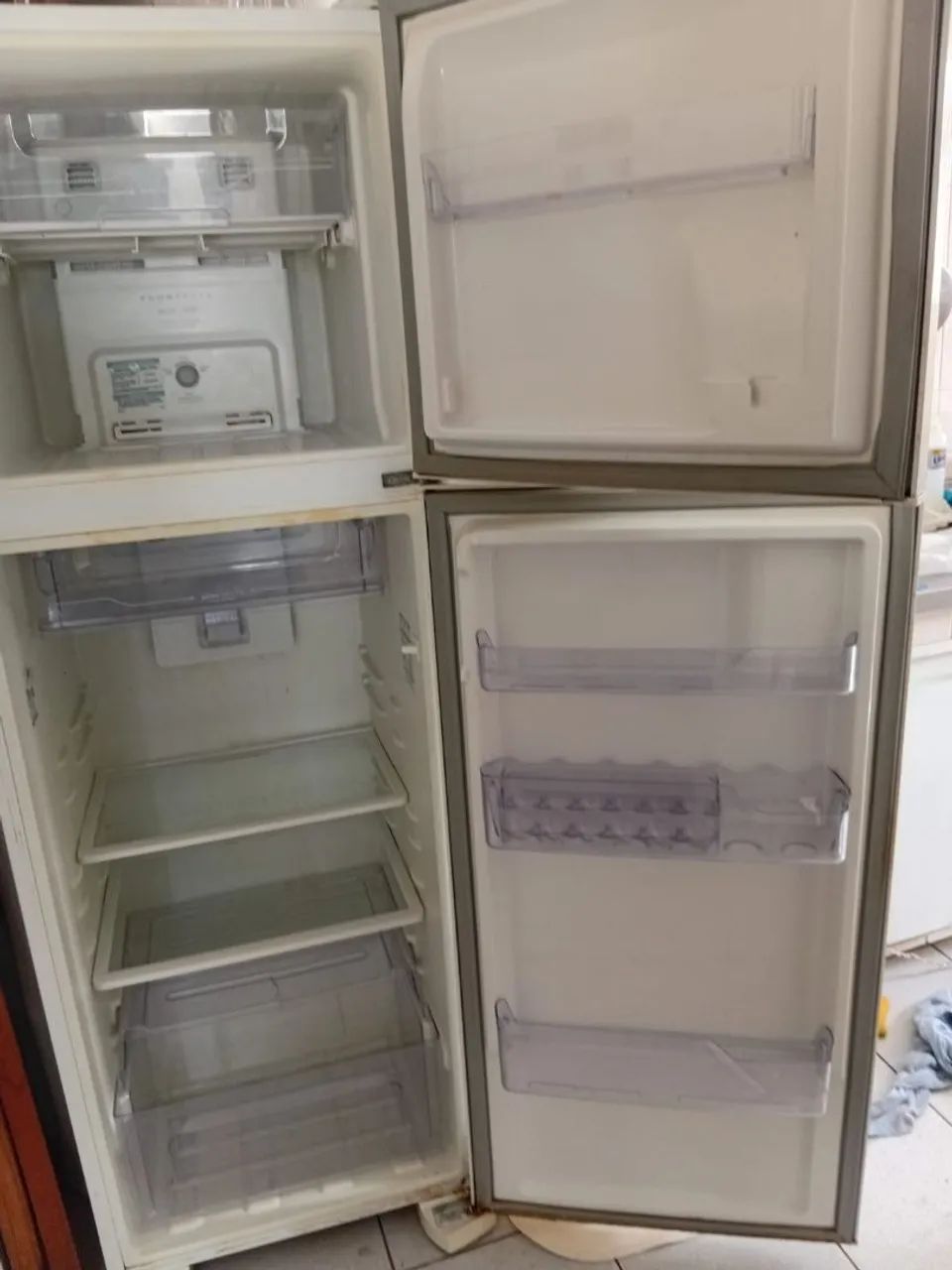 GELADEIRA ELETROLUX 371L - Foto 3