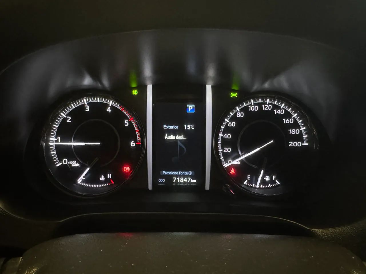 Toyota Hilux SW4 Diamond 2.8 TB 4x4 Die. Aut., foto 11 de 15