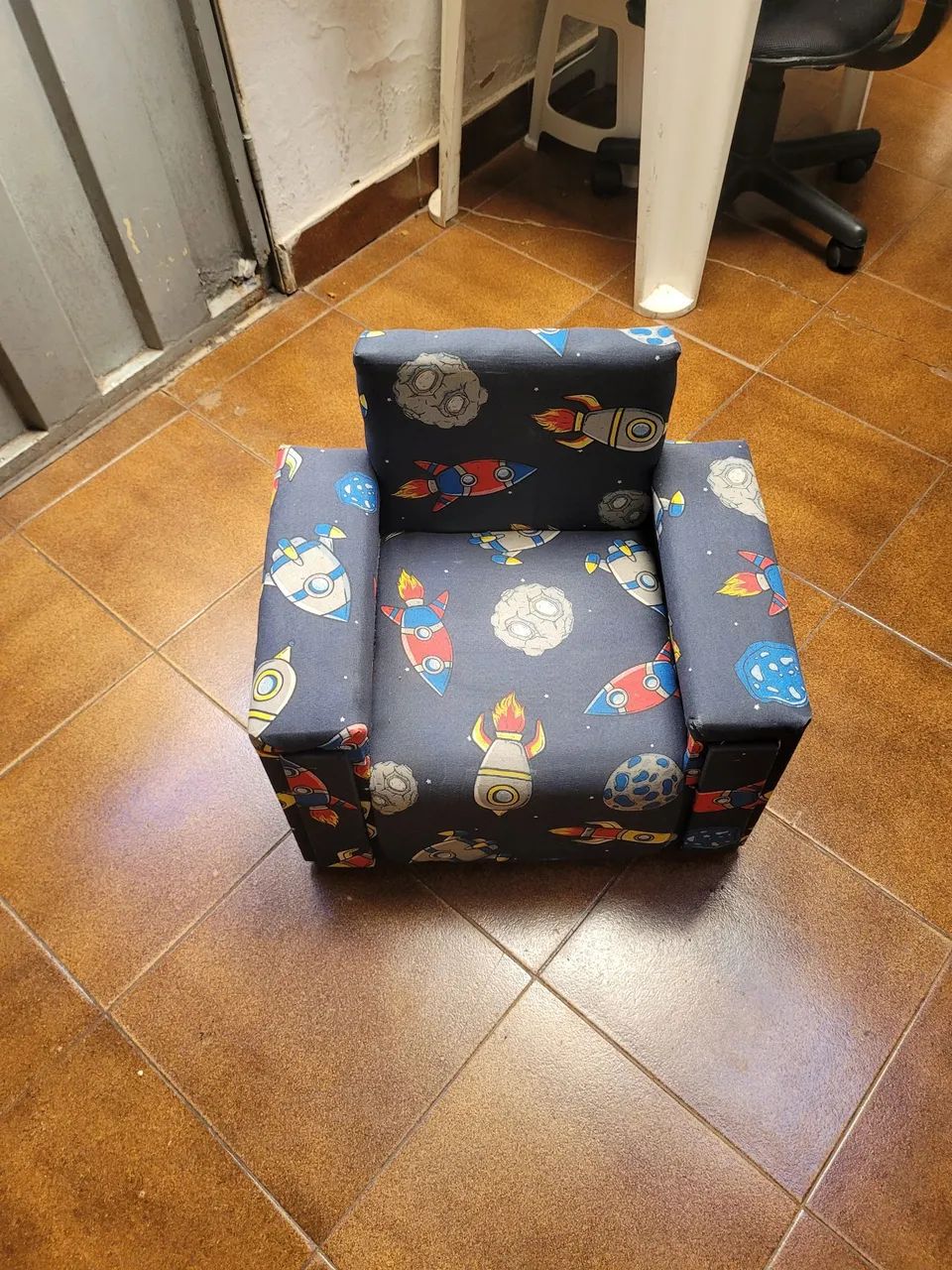 Sofazinho infantil só 29 reais  - Foto 5