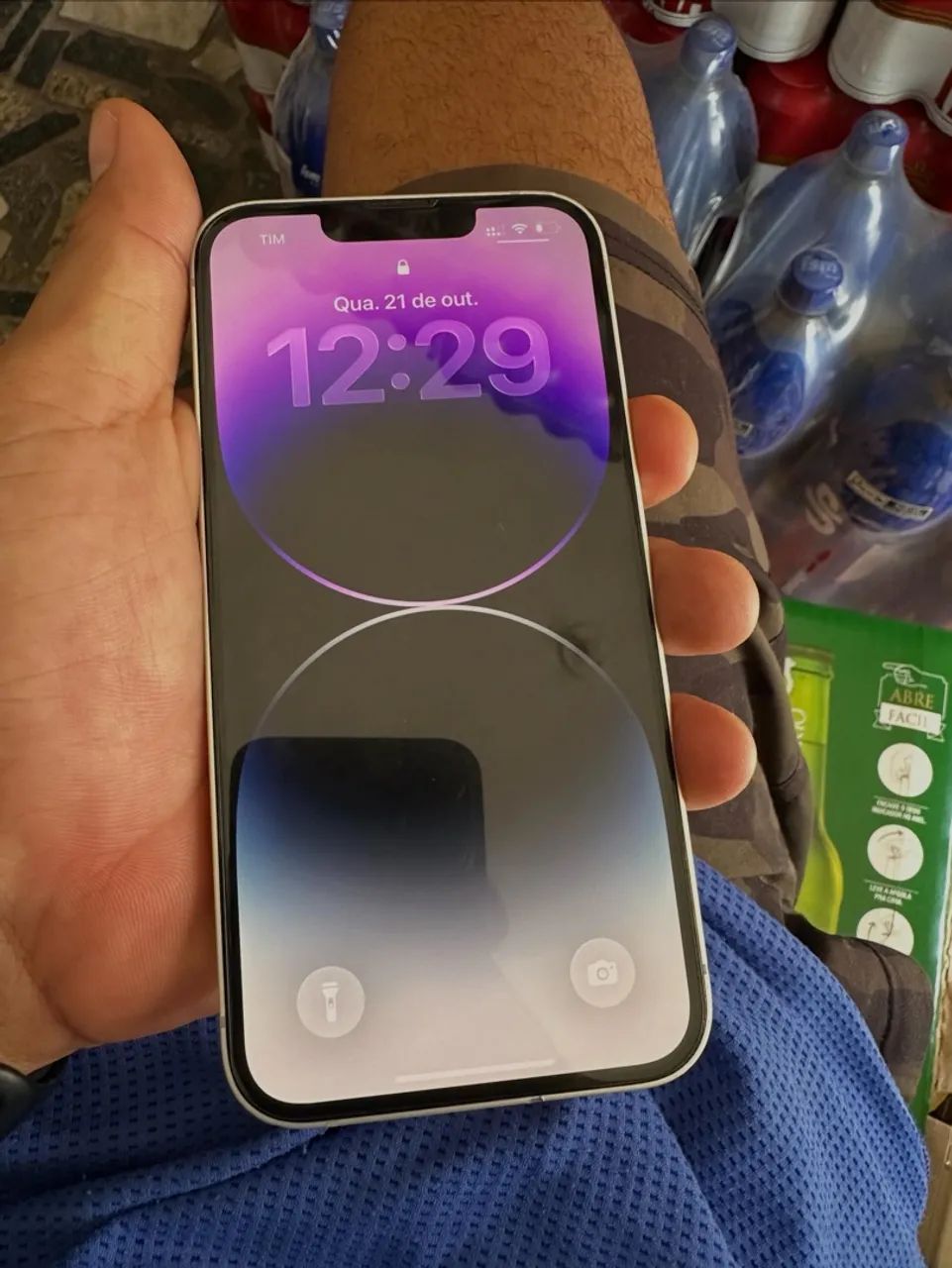 iPhone 16e