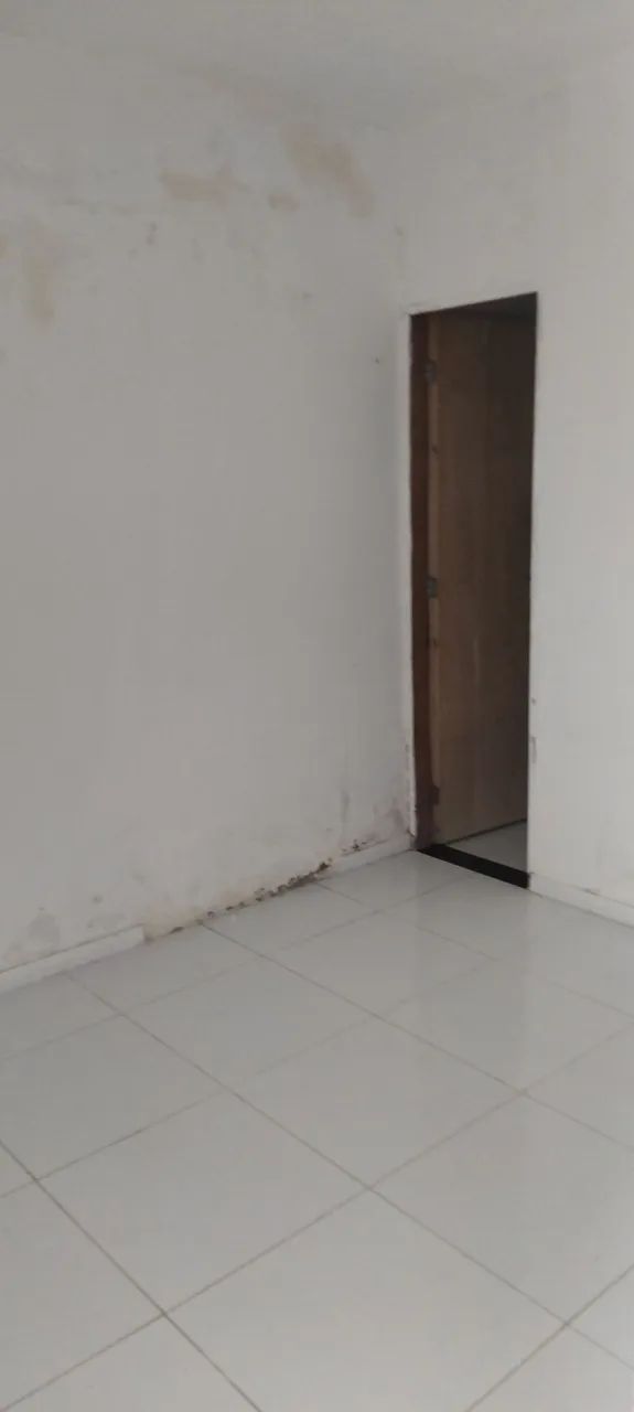 Aluga-se  casa de esquina Aruana  - Foto 4