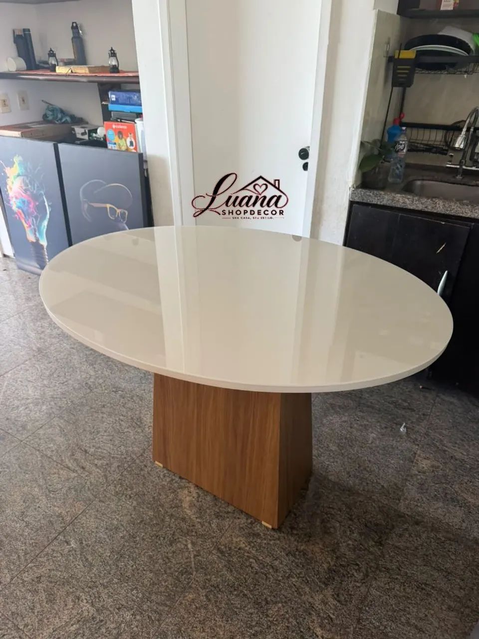 Mesa de Jantar Oval com vidro Laqueado  - Foto 3