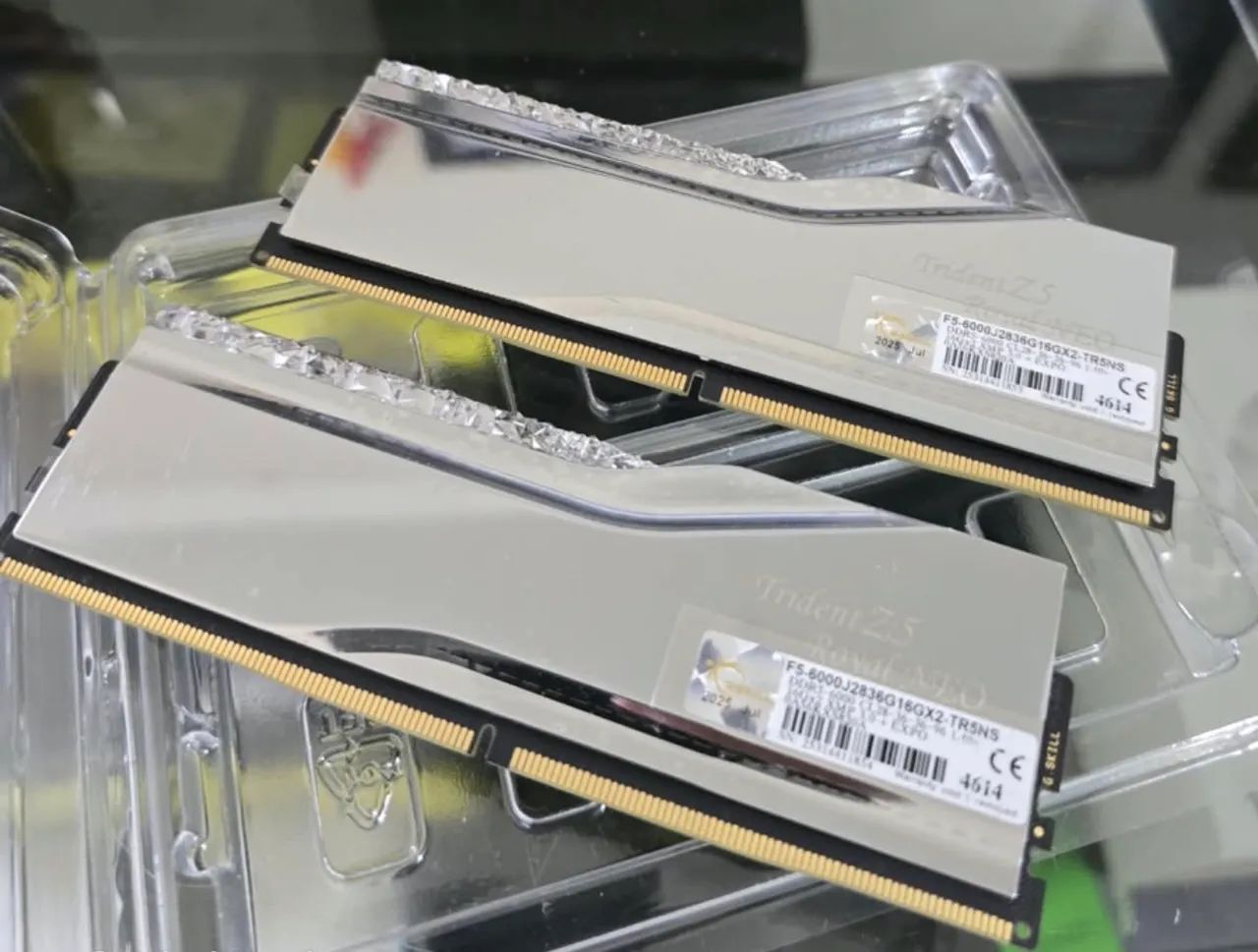 Trident Z Royal Neo 32gb 6000mhz CL28  - Foto 2