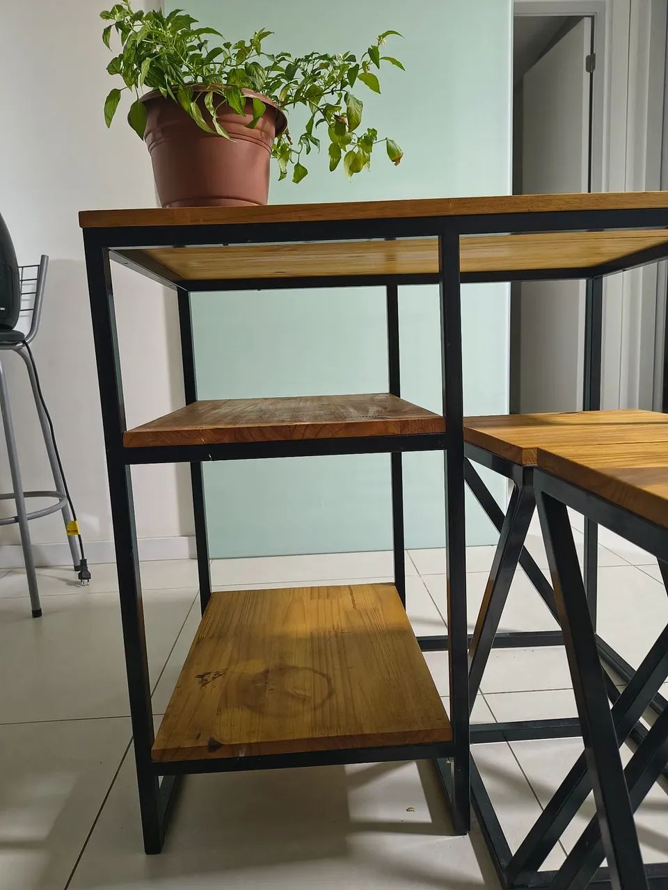 Mesa + 2 Banquetas - Foto 3