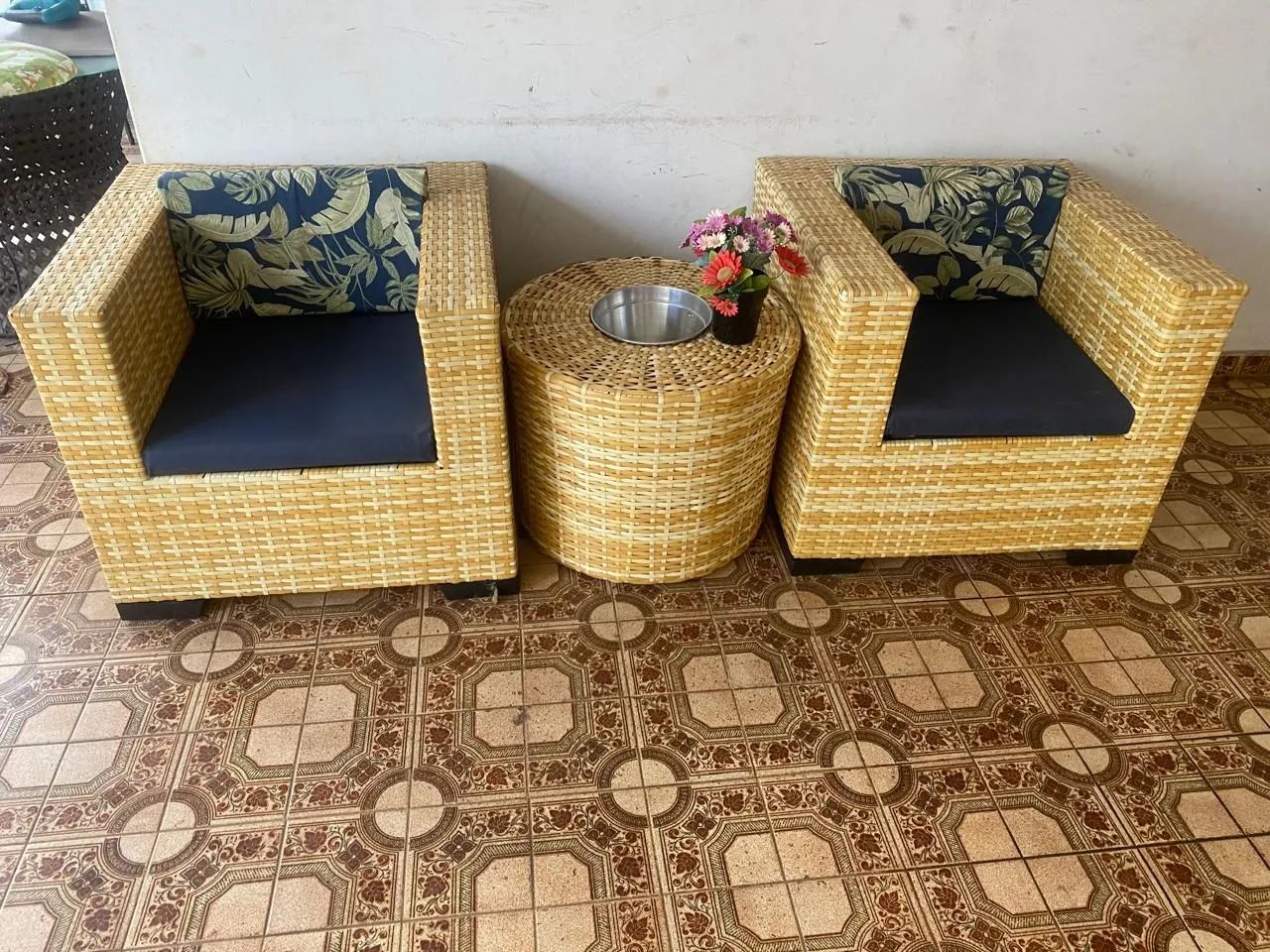 Jogo de poltronas de alto padrão de vime sintético  - Foto 4