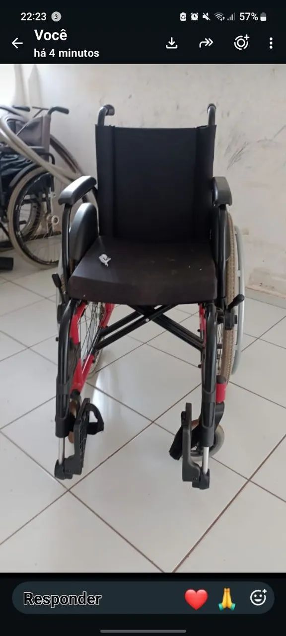 Cadeira de rodas nova - Foto 2