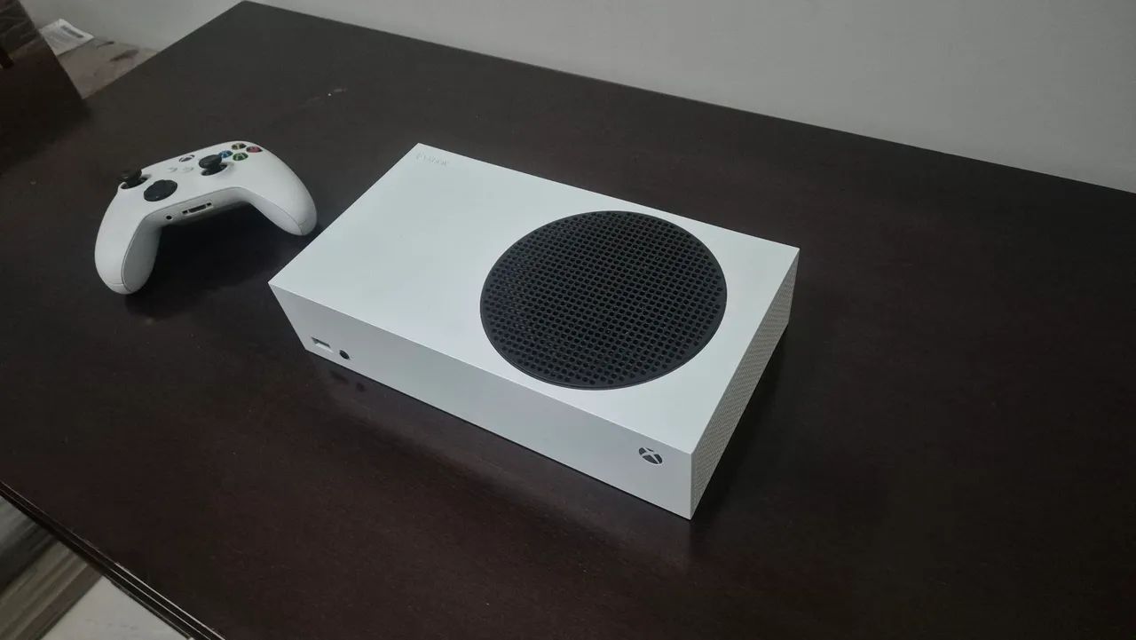 Xbox Series S com caixa original