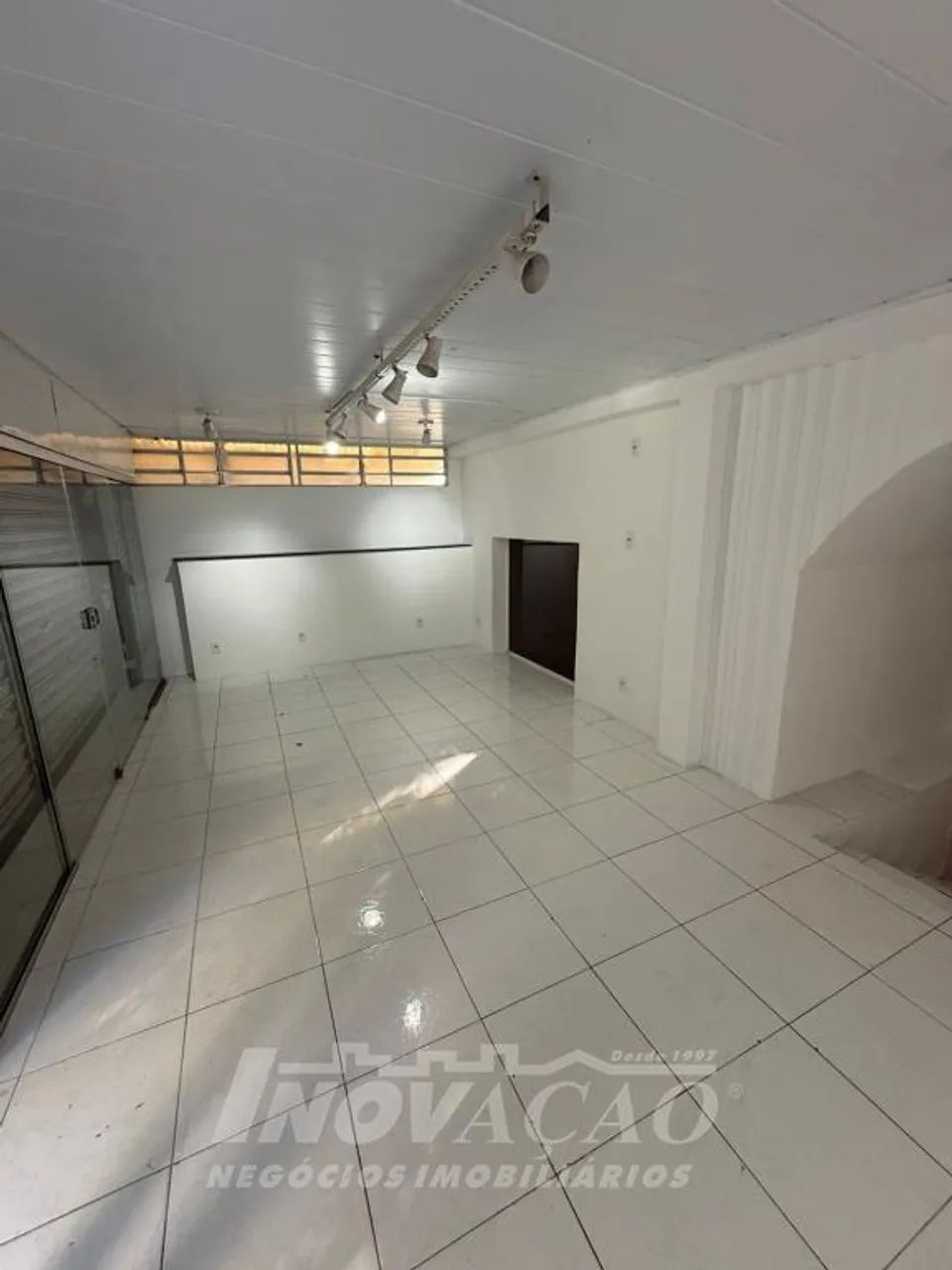Sala Térrea / Loja comercial Centro Caxias do Sul - Foto 2
