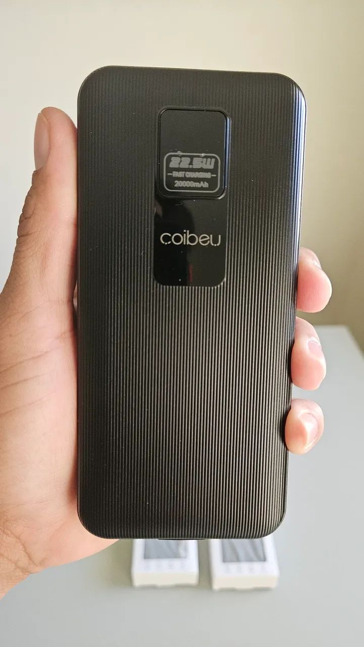 Power Bank 20000mAh com Display Digital