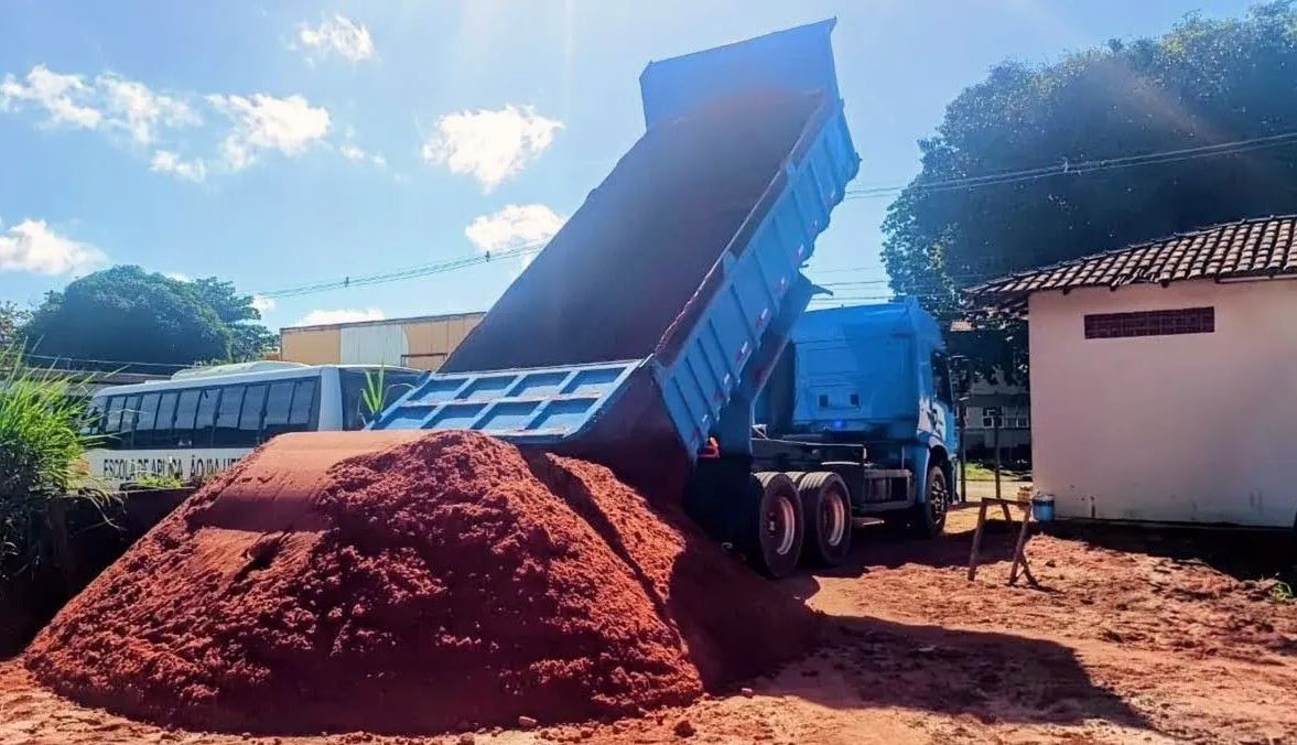 Brita Seixo Areia Pedra Terra Preta e Aterros em geral - Foto 5
