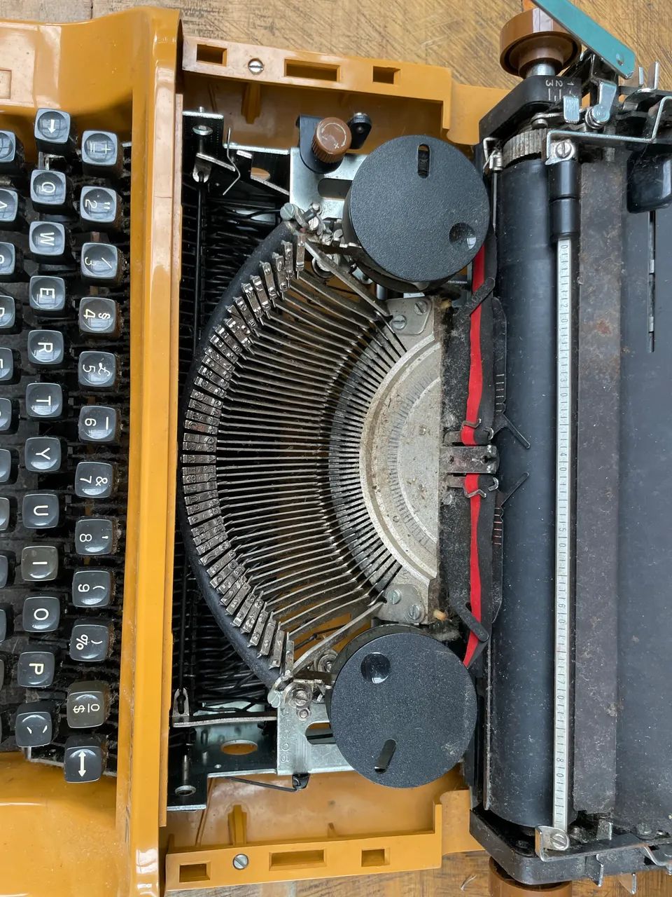 Máquina de escrever 470957193776353283
