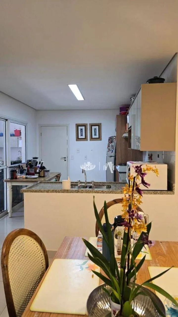 Casa com 3 Suites para alugar, 220 m² por R$ 10.200/mês - Condomínio Royal Maison - Londri 2