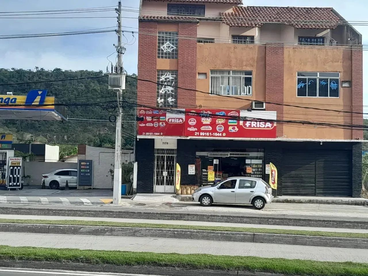 Excelentíssima loja com 100 metros quadrados em Itaipu - Niterói - RJ !!! - Foto 2